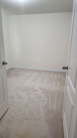 For Lease - 160 Sky Harbour Drive, Brampton, Ontario - Photo 2