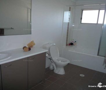 3 Bedroom Townhouse in Westminster Place - Photo 6