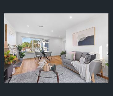 Beautifully Renovated Family Home with Alfresco Entertaining in Pri... - Photo 2