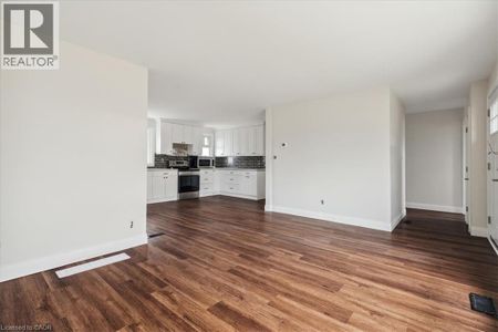 79 CANTERBURY Avenue Unit# Upper, Stoney Creek, Ontario, L8G3S8 - Photo 5