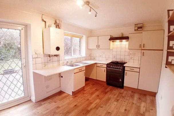 Salisbury, SP2 - Photo 1