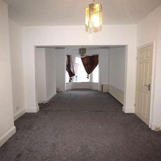 Wordsworth Avenue, Cheetham Hill, Manchester, M8 - Photo 1