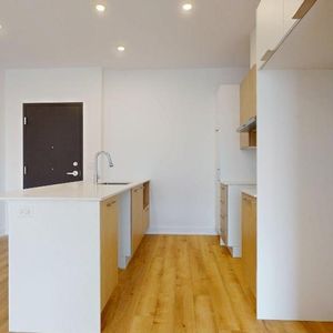 632 Notre-Dame | 3½ à louer | INTERNET | ASCENSEUR | STATIONNEMENT EXTÉRIEUR | EAU CHAUDE | OCCUPATION IMMÉDIATE - Photo 2