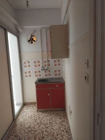 Studio/Γκαρσονιέρα για ενοικίαση Έξι Δρόμοι (Λάρισα) - Photo 3