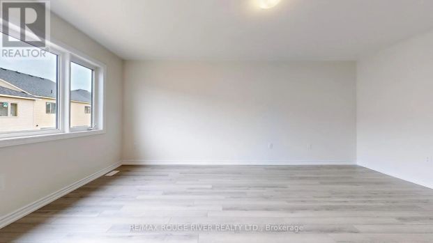 15 PRUDHOE TERRACE - Photo 1