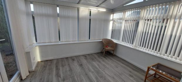 3 bedroom end of terrace house to rent - Photo 1