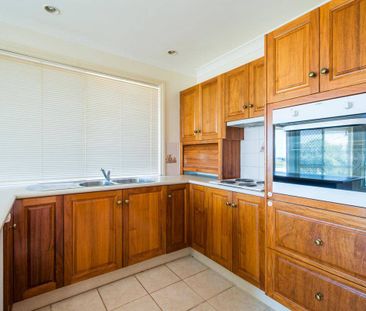 Family Home in Junction Hill - Photo 3