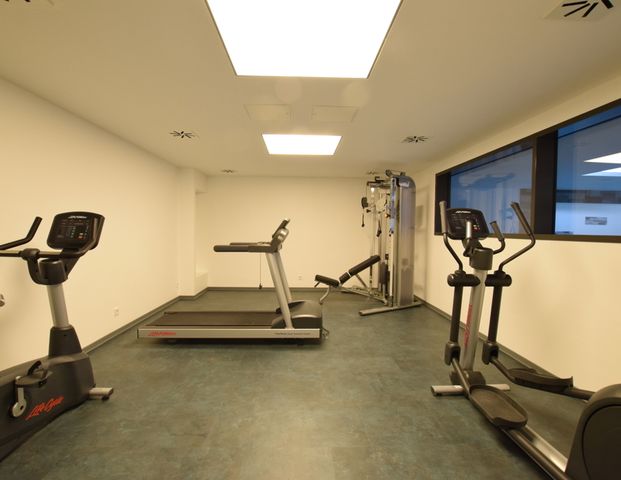 Hochwertige Wohnung mit Terrasse, Wellness im Haus, nähe Rhein! - Photo 1