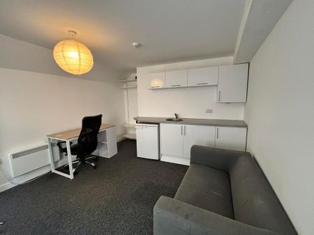 1 bedroom house to rent - Photo 2