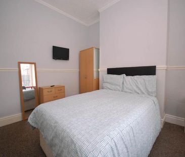 3 bedroom house share to rent - Photo 3