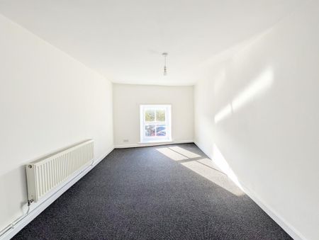 4 bedroom maisonette to rent - Photo 4