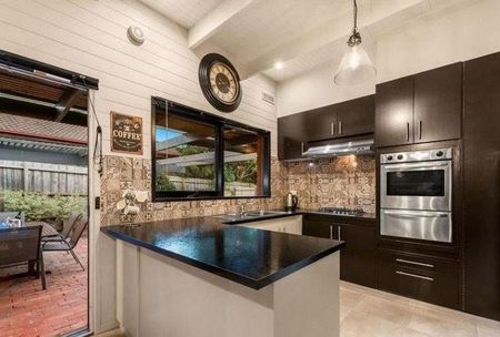 Styled To Perfection - Photo 4