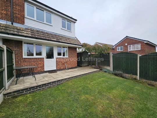 3 bedroom semi-detached house to rent - Photo 1