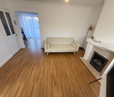 2 bedroom townhouse to rent - Photo 4