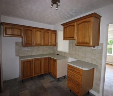 Allaston Road Lydney - Photo 4