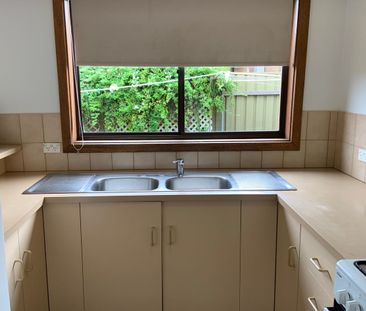 15/2a Karu Crescent, Mitchell Park, SA 5043 - Photo 2