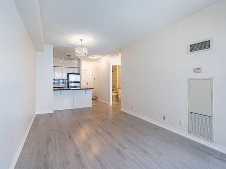 For Lease - 9225 Jane Street Unit# 815, Vaughan, Ontario - Photo 3