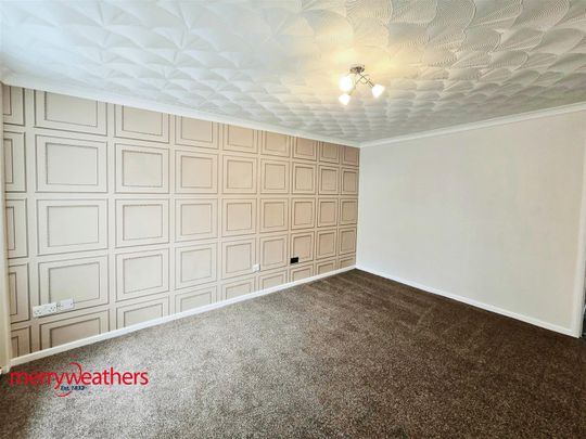 3 bed terraced house to rent in New Street, Stairfoot, S71 - Photo 1