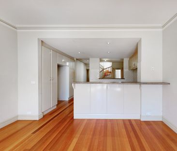 3/205 Weston Street, Brunswick East VIC 3057 - Townhouse For Rent |... - Photo 2