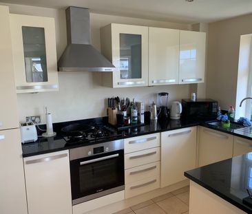 Birds Hill Road, Poole - Photo 5