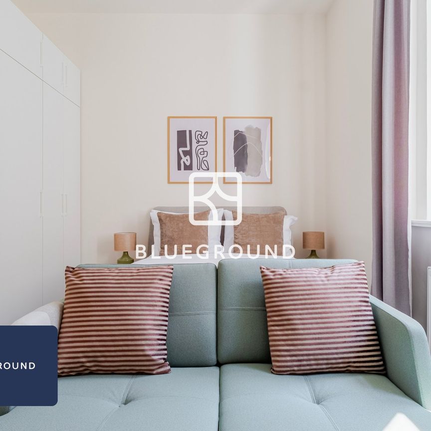 Apartment for rent, 1+KK - Studio, 28m - Fotografie 1