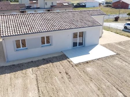 Location Maison 4 pièces 85 m2 à Razac-sur-l'Isle - Photo 2