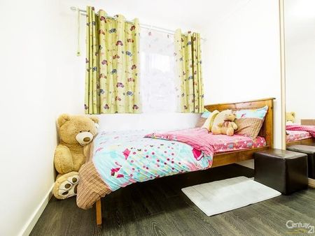 Full Brick Townhouse - Photo 2