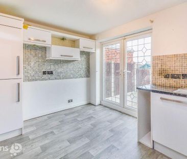 2 bedroom semi-detached house to rent - Photo 5