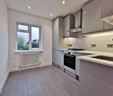 Sefton Avenue, Mill Hill, NW7 - Photo 5