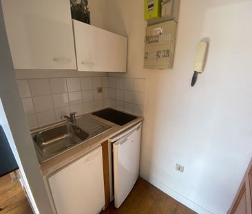 Location Appartement 1 pièce 12m² LILLE 59000 - Photo 3