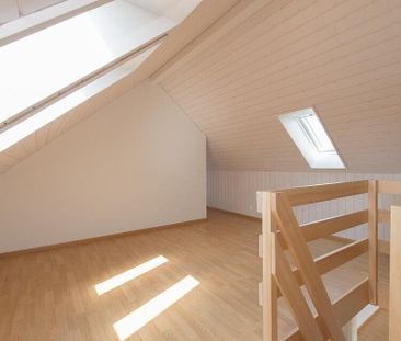Unique apartment with attic room - Photo 5