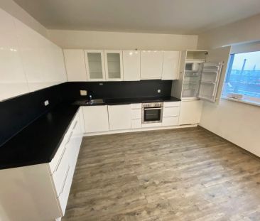 NEUWERTIGE 3 ZIMMERWOHNUNG MIT BALKON UND TG - NÄHE HAUPTBAHNHOF" - Foto 4