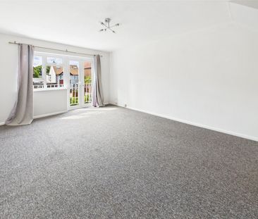 Wentworth Court, Wellesley Road, Twickenham, Middlesex, TW2 - Photo 2