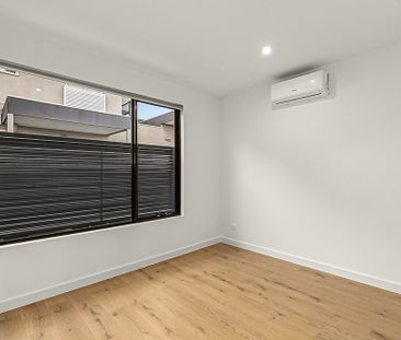 Brand New Contemporary Style just off Keilor Road - Photo 1