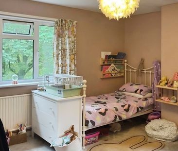 3 Bedroom Family Home to Let in Nympsfield - Photo 6