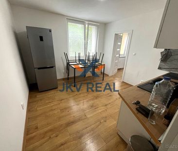 2 - izb. byt na prenájom v Humennom – kompletne zariadený, 550 € vr... – Fotografia 3