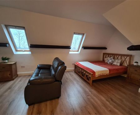 Flat 11, 84 Lincoln Road - Photo 3