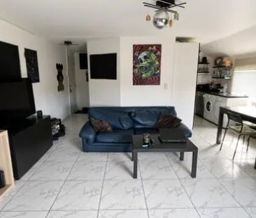 Appartement 1 CH + 1 bureau + cave - Photo 2