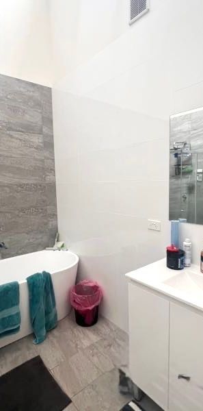 Modern four bedroom townhouse in a Prime St Marys Location! - Photo 1