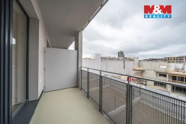 Pronájem bytu 1+kk, 35 m - Fotografie 1
