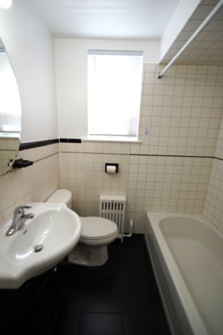 For Lease - 324 Lauder Avenue, Toronto, Ontario - Photo 2