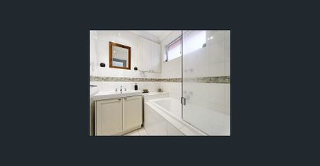 13/205 Maribyrnong Road, Ascot Vale, Vic 3032 - Photo 2