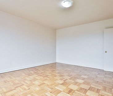 For Lease - 1969 Eglinton Avenue Unit# 310, Toronto, Ontario - Photo 5