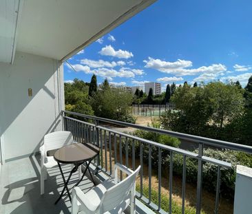 Location Appartement 4 pièces 79m² ANGERS 49000 - Photo 6