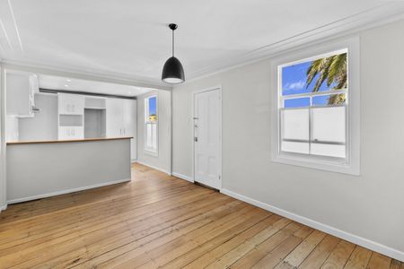 Renovated freestanding home delivers sought-after Ponsonby lifestyle. - Photo 2