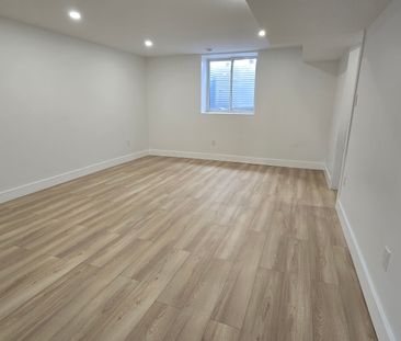 For Lease - 7266 Silver Creek Circle Unit# LOWER, London South, Ont... - Photo 2