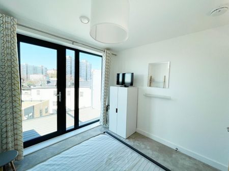 1 Carmen Beckford Street, Bristol - Photo 3