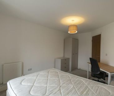 2 bedroom apartment to rent - Photo 6