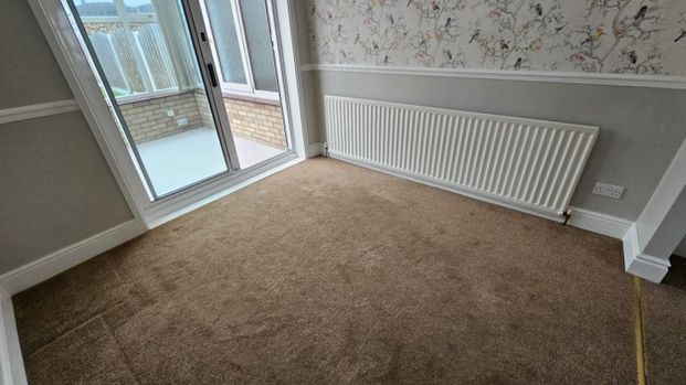 3 bed Semi-Detached - To Let - Photo 1