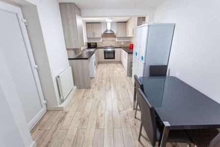 Albert Edward Road, L7 - Photo 3